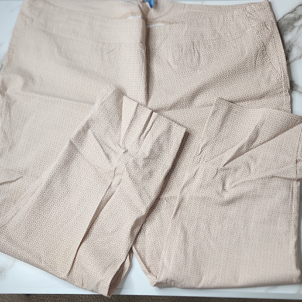 Lila Rose Cream Capris